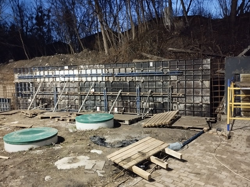 підпірна стінка з каменю