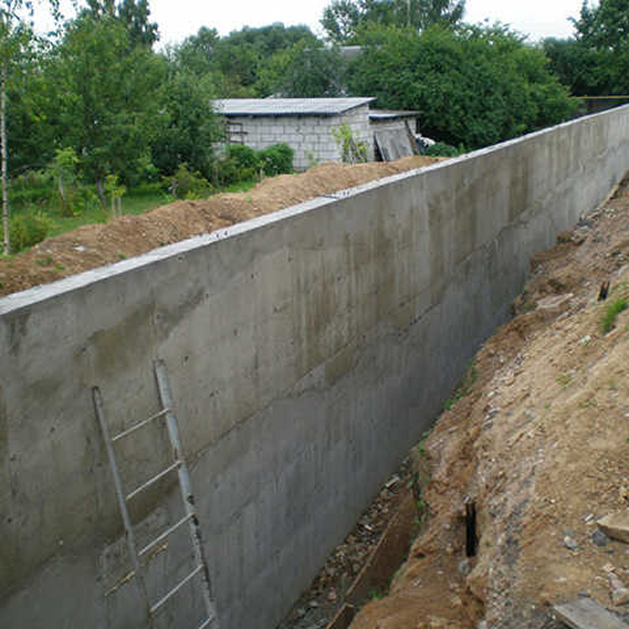 підпірна стінка з бетону